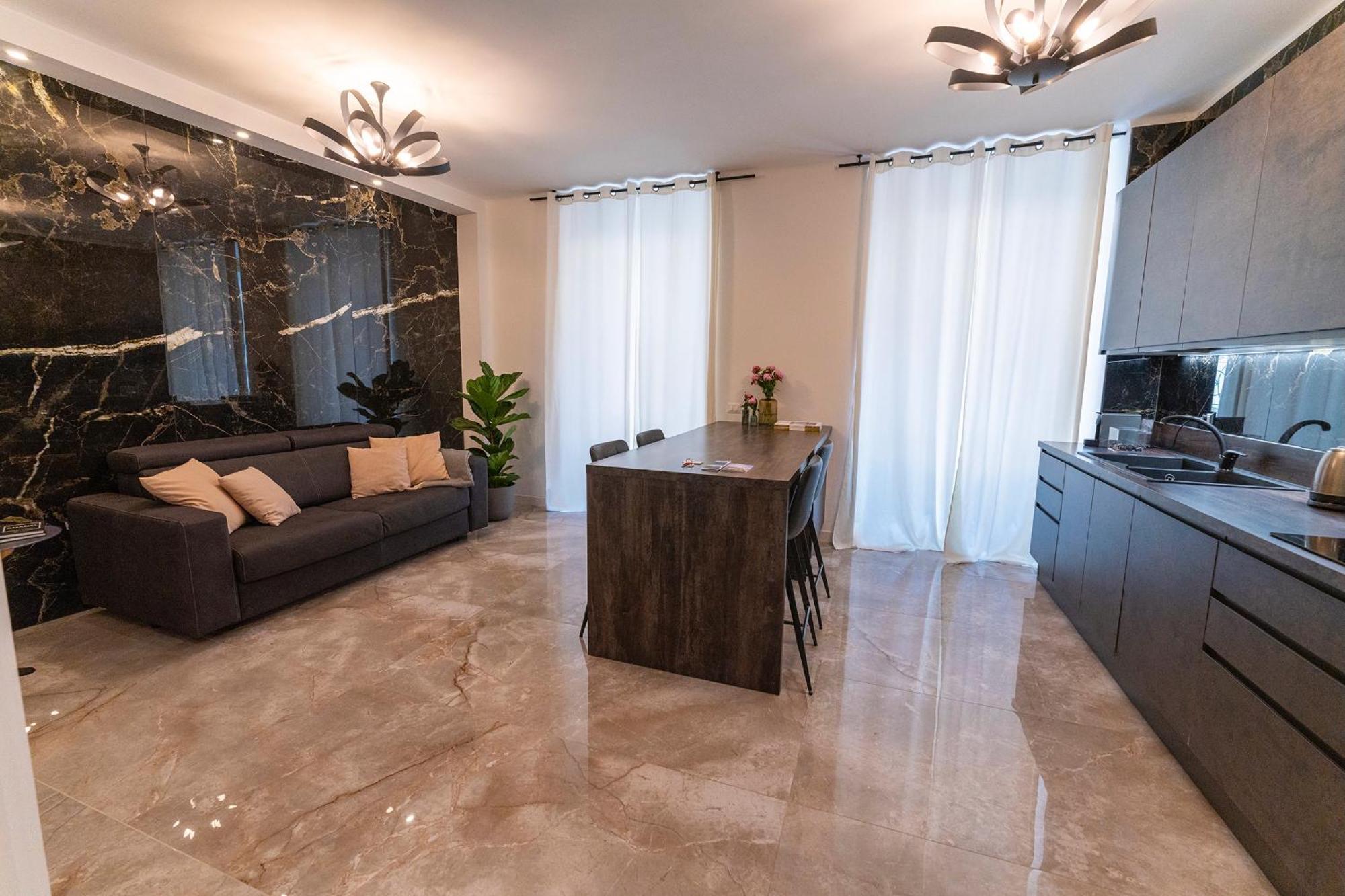Magic Place Bergamo! Classy Apartment In The Heart Of The City Exterior foto