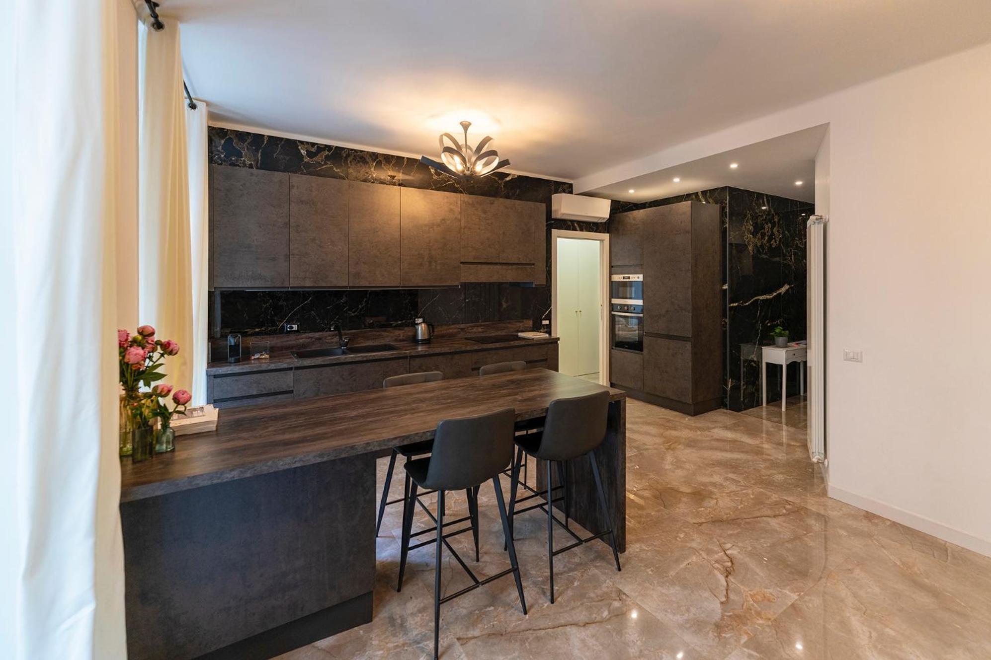 Magic Place Bergamo! Classy Apartment In The Heart Of The City Exterior foto